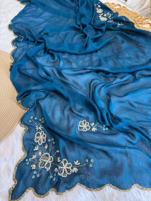 Vastrangan party wear online saree wholesaler